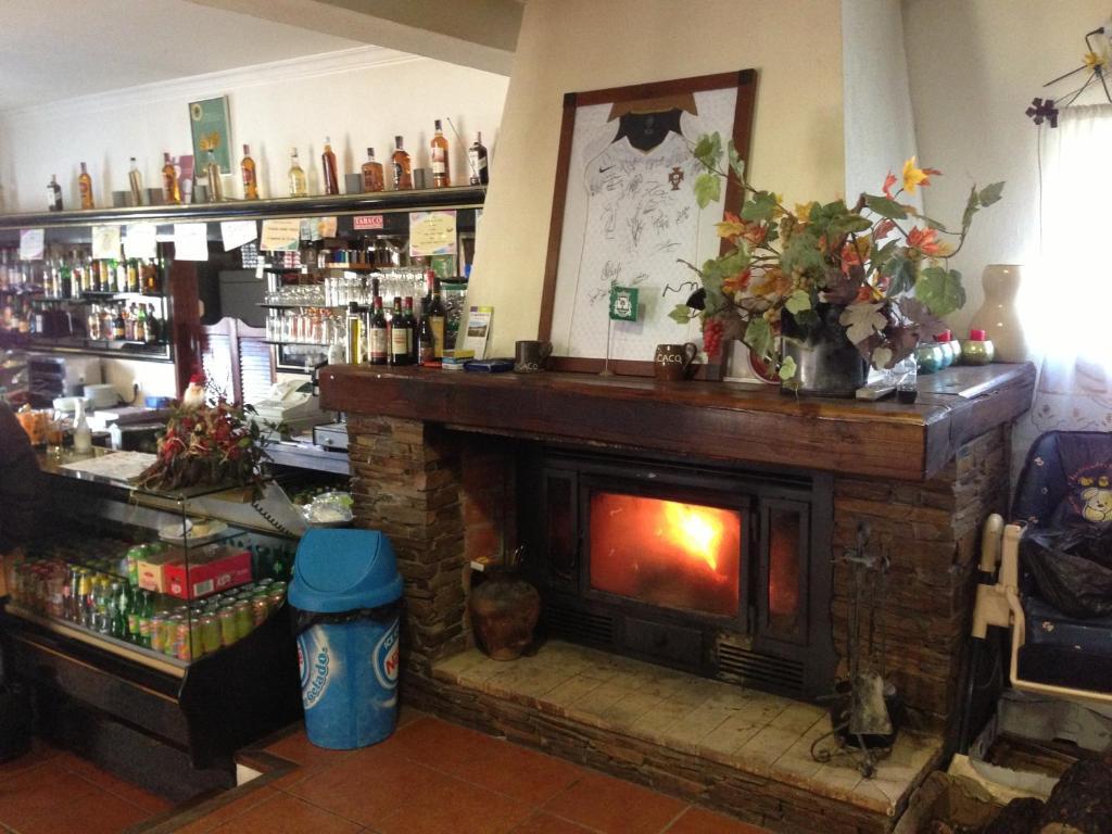 ホテルAlojamento Local De Pardieiros Avô エクステリア 写真